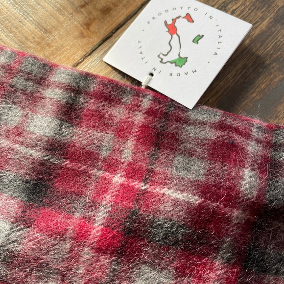 New Italian 100% Virgin Wool Scarf - Picture 4 of 5